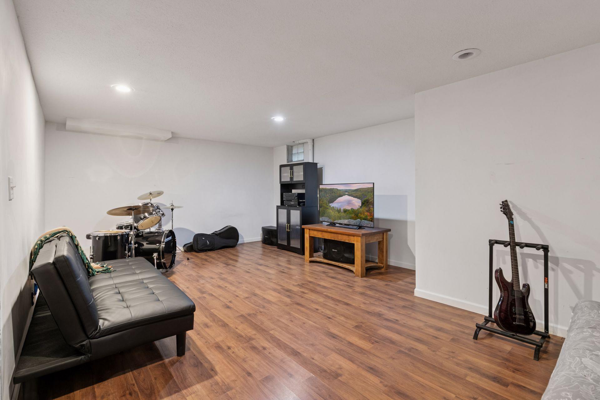 12855 Dory Avenue Apple Valley MN 55124