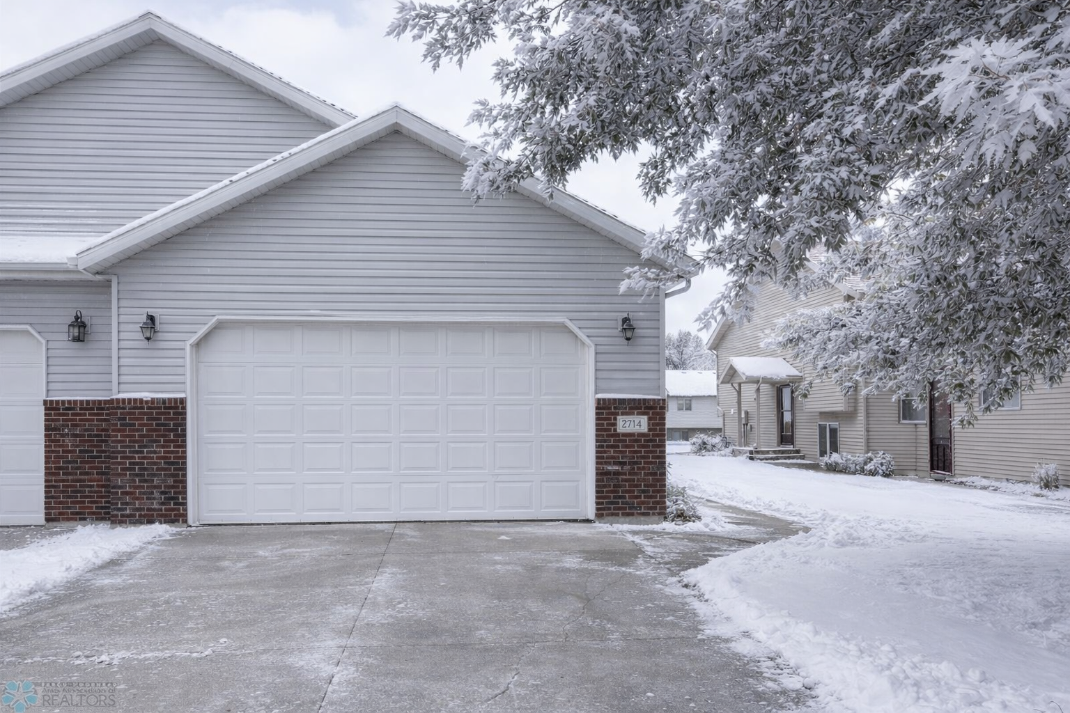 2714 Wheatland Drive S Fargo ND 58103