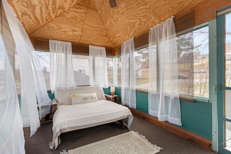 105 Kenilworth Avenue N Lanesboro MN 55949