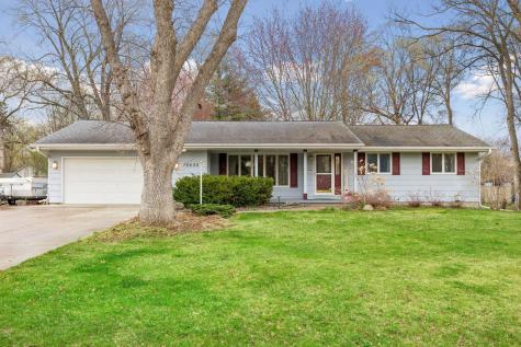 10535 Mississippi Boulevard NW Coon Rapids MN 55433