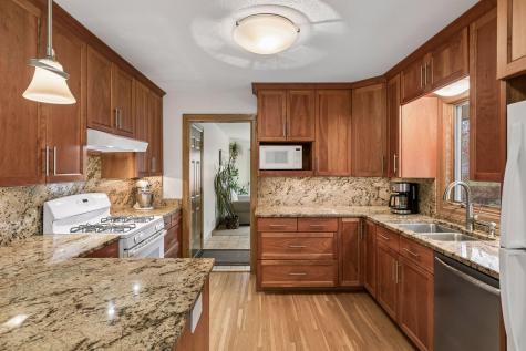 10535 Mississippi Boulevard NW Coon Rapids MN 55433
