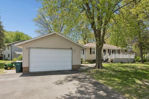 2910 95th Avenue NE Blaine MN 55449
