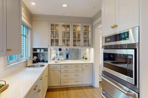1777 Knox Avenue S Minneapolis MN 55403