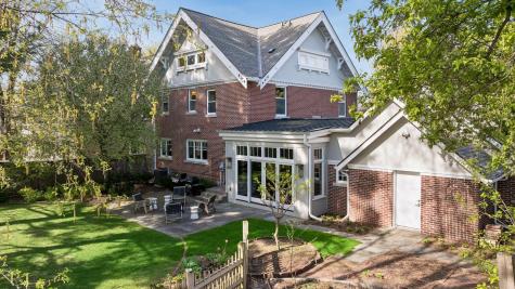 1777 Knox Avenue S Minneapolis MN 55403