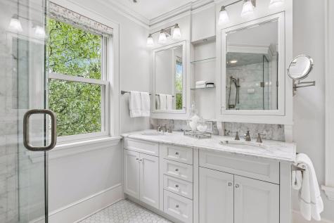 1777 Knox Avenue S Minneapolis MN 55403