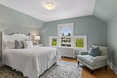 1777 Knox Avenue S Minneapolis MN 55403