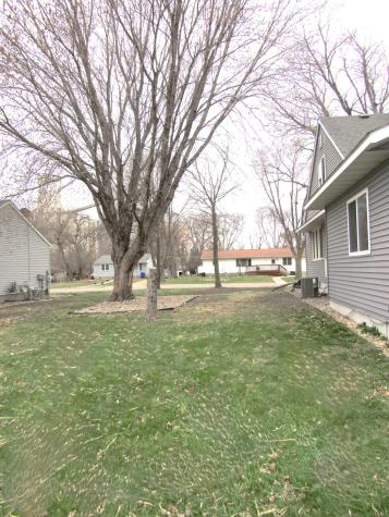 215 7th Street Dawson MN 56232