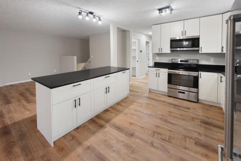 411 4th Street N Sartell MN 56377