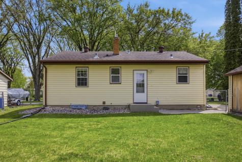 1219 12th Street S Moorhead MN 56560