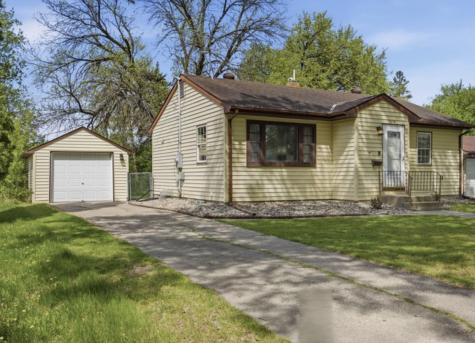 1219 12th Street S Moorhead MN 56560