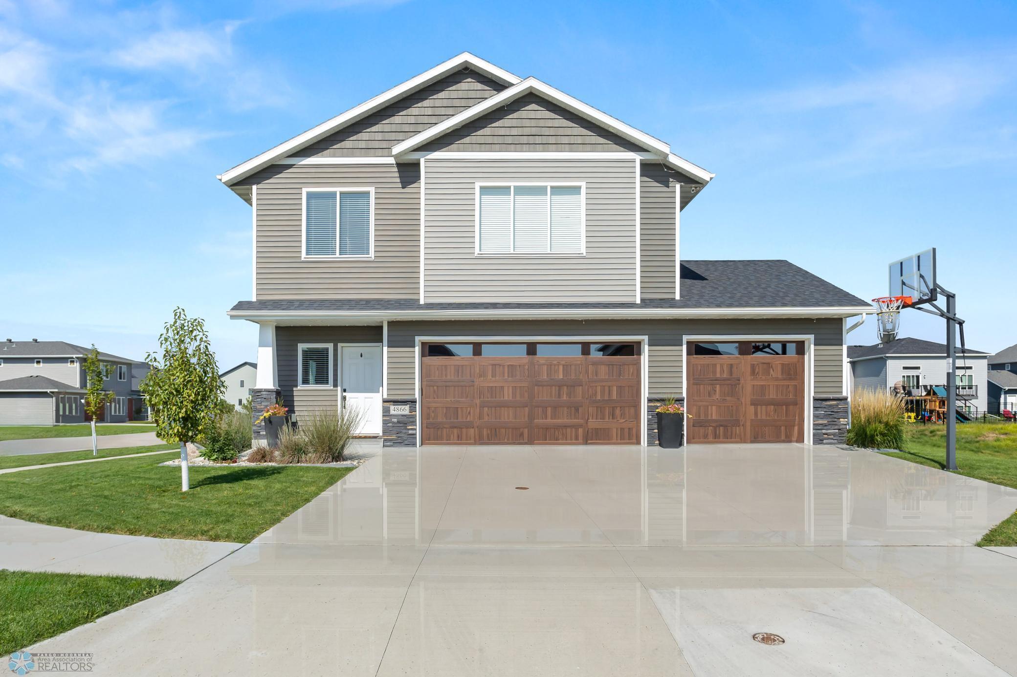 4866 Hampton Circle S Moorhead MN 56560