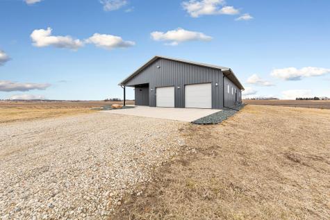 17742 280th Avenue Ellendale MN 56026