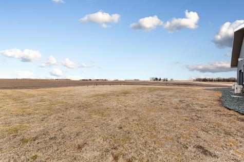 17742 280th Avenue Ellendale MN 56026