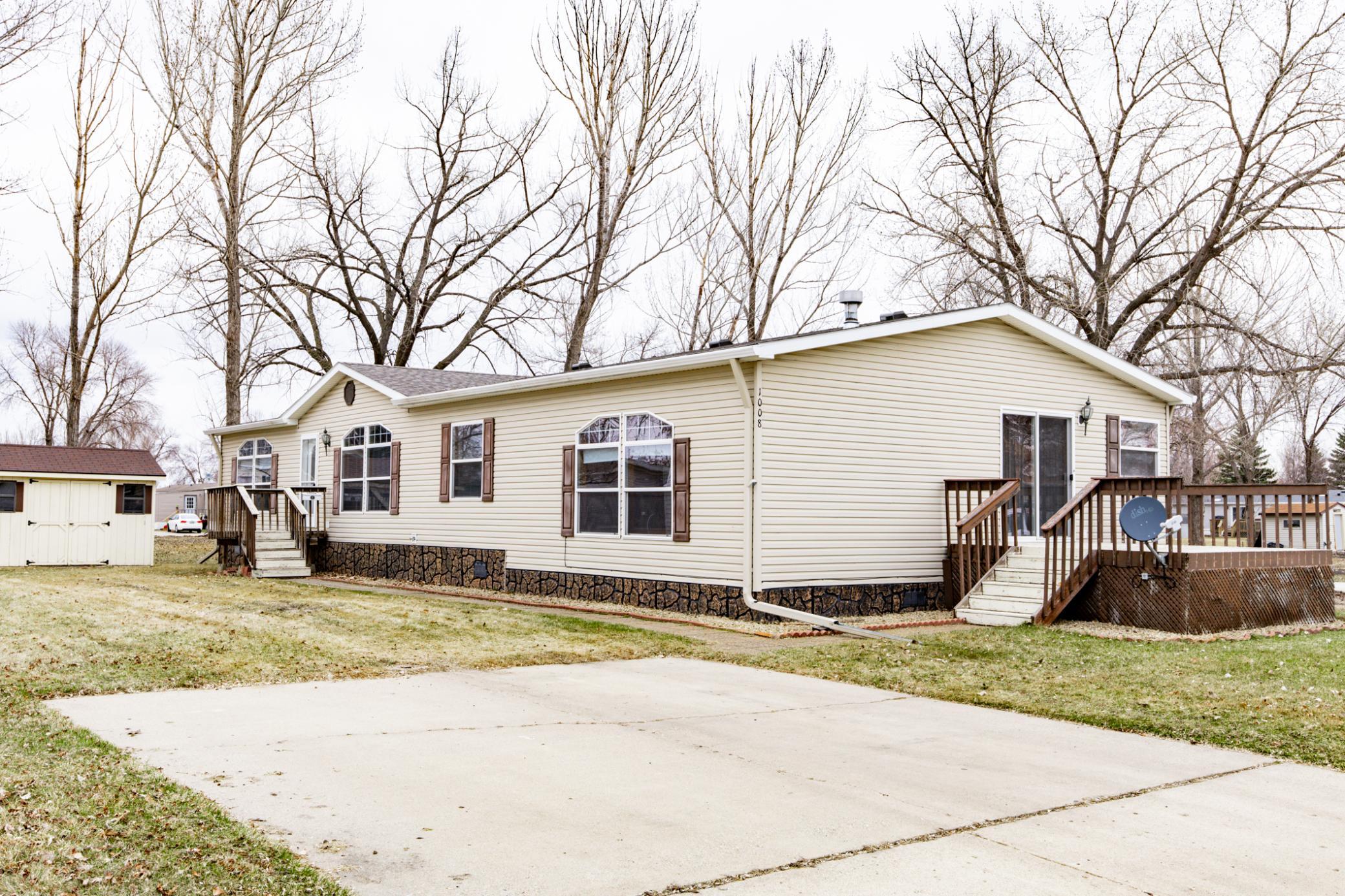 1008 4th Avenue E West Fargo ND 58078