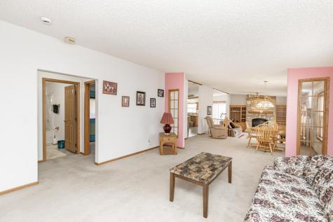 1008 4th Avenue E West Fargo ND 58078