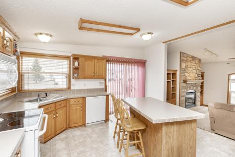 1008 4th Avenue E West Fargo ND 58078