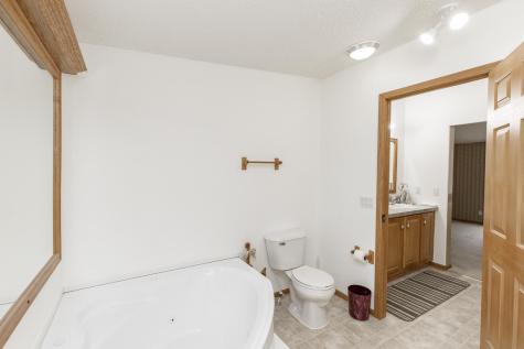 1008 4th Avenue E West Fargo ND 58078