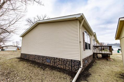 1008 4th Avenue E West Fargo ND 58078
