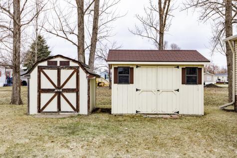 1008 4th Avenue E West Fargo ND 58078