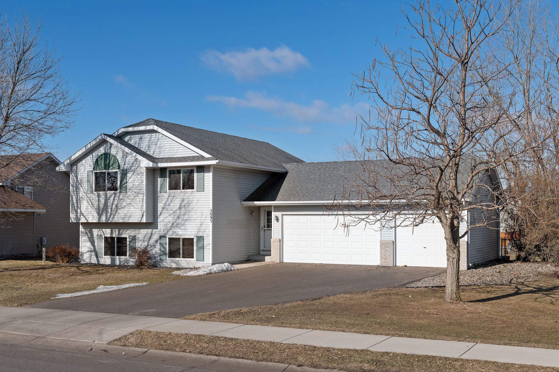 5893 Kalland Avenue NE Albertville MN 55301