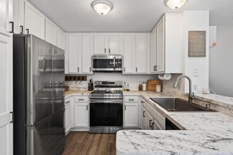 4905 Bluff Heights Trail SE Prior Lake MN 55372