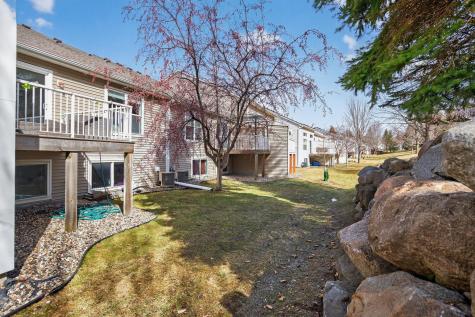 4905 Bluff Heights Trail SE Prior Lake MN 55372