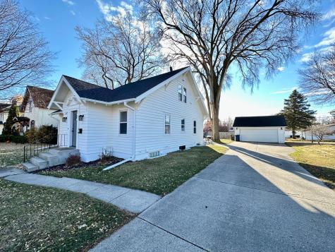 817 W Lincoln Avenue Fergus Falls MN 56537