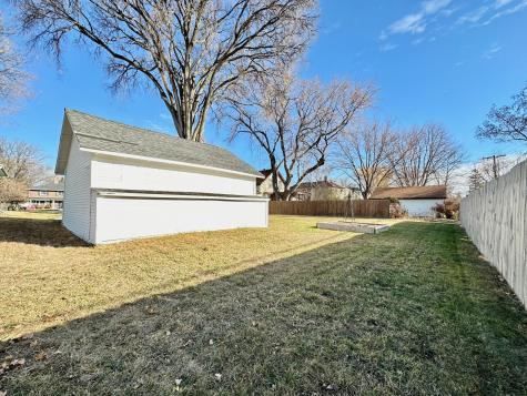817 W Lincoln Avenue Fergus Falls MN 56537