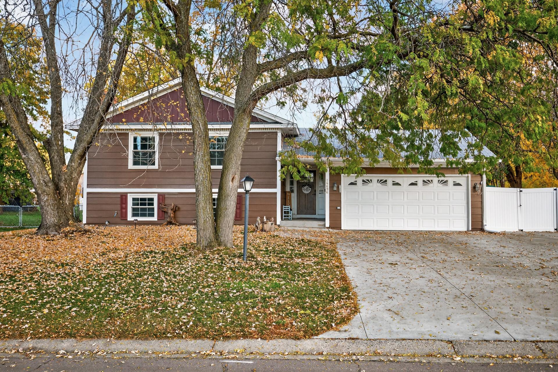 14696 Dory Court Apple Valley MN 55124