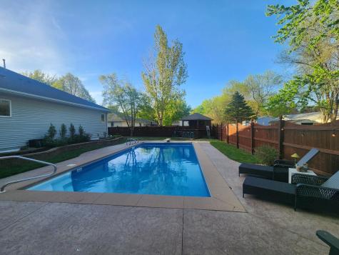 905 4th Avenue SE Pipestone MN 56164