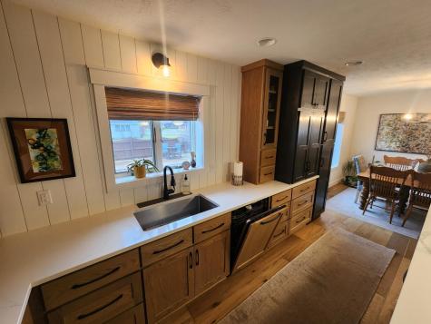 905 4th Avenue SE Pipestone MN 56164