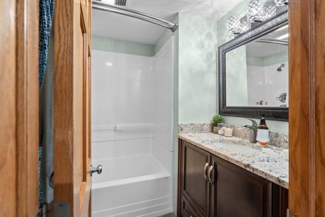 1523 Queen Avenue N Minneapolis MN 55411