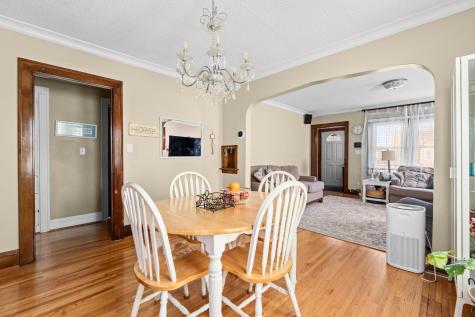 1523 Queen Avenue N Minneapolis MN 55411