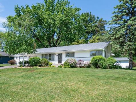 199 Colleen Avenue Shoreview MN 55126