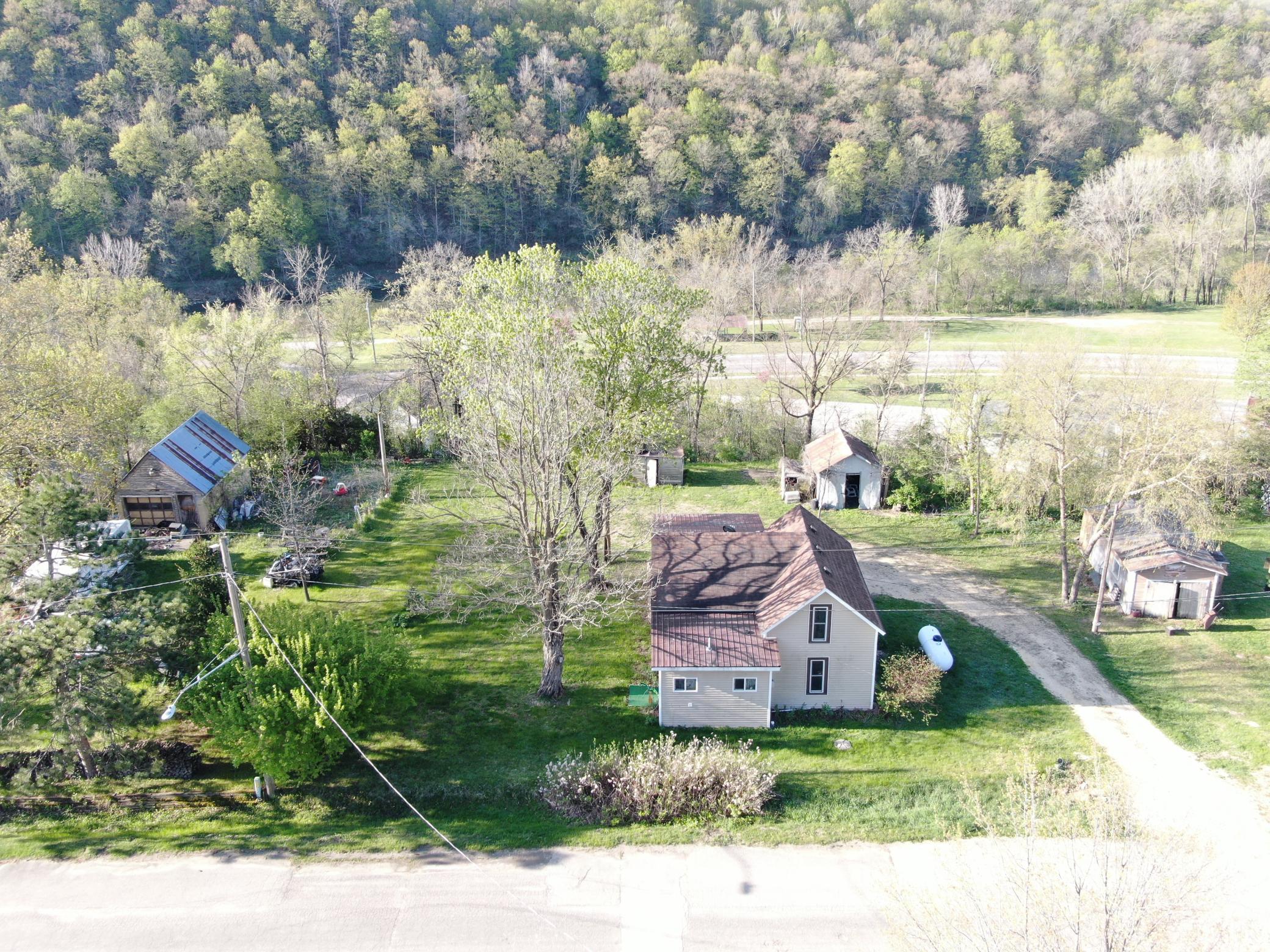 359 Hill Street E Hammond MN 55991