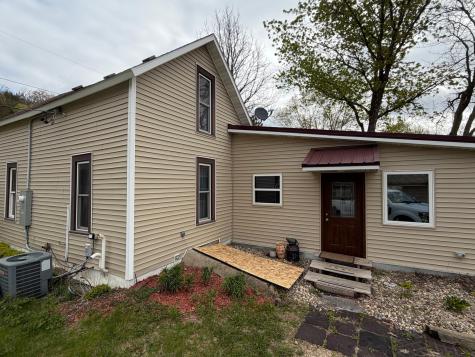 359 Hill Street E Hammond MN 55991