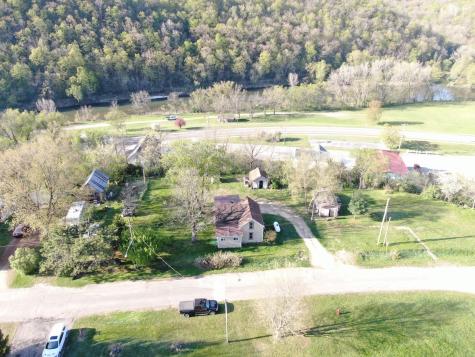 359 Hill Street E Hammond MN 55991