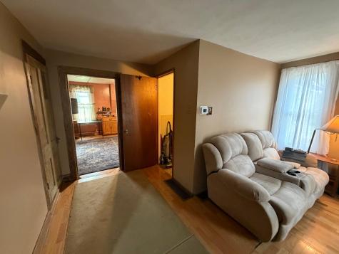 359 Hill Street E Hammond MN 55991