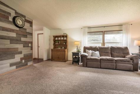 211 E Central Avenue Clitherall MN 56524