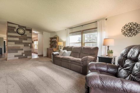 211 E Central Avenue Clitherall MN 56524