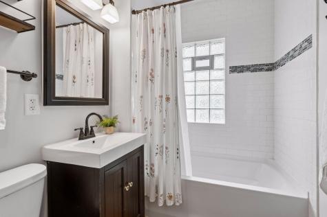 2837 Lincoln Street NE Minneapolis MN 55418