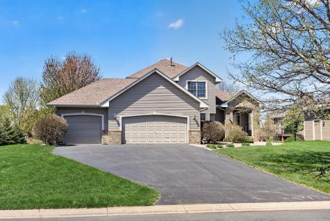 1135 S Trappers Crossing Lino Lakes MN 55038