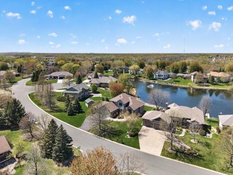 1135 S Trappers Crossing Lino Lakes MN 55038