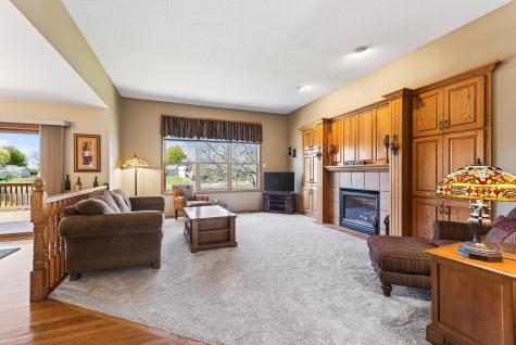 1135 S Trappers Crossing Lino Lakes MN 55038