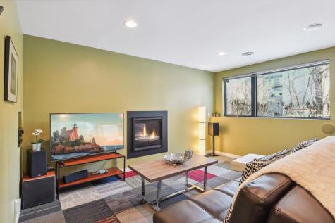 292 Vincent Avenue N Minneapolis MN 55405