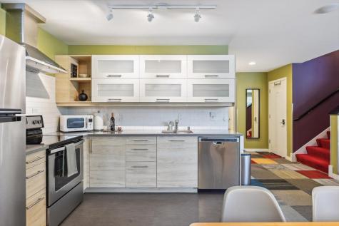 292 Vincent Avenue N Minneapolis MN 55405