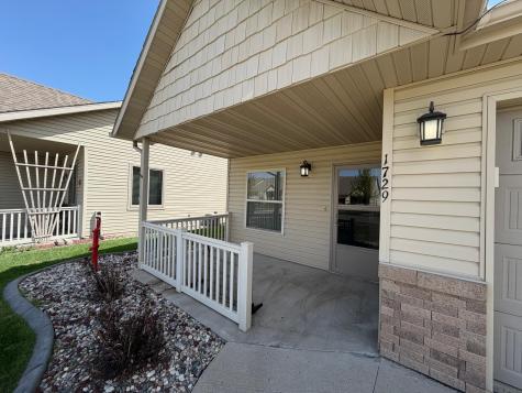 1729 6th Street W West Fargo ND 58078