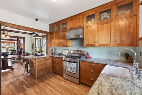 305 Brimhall Street Saint Paul MN 55105