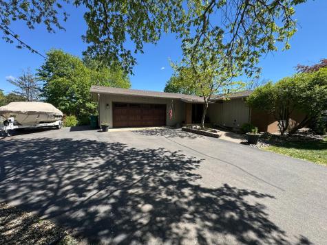 1345 Broadview Avenue Chaska MN 55318
