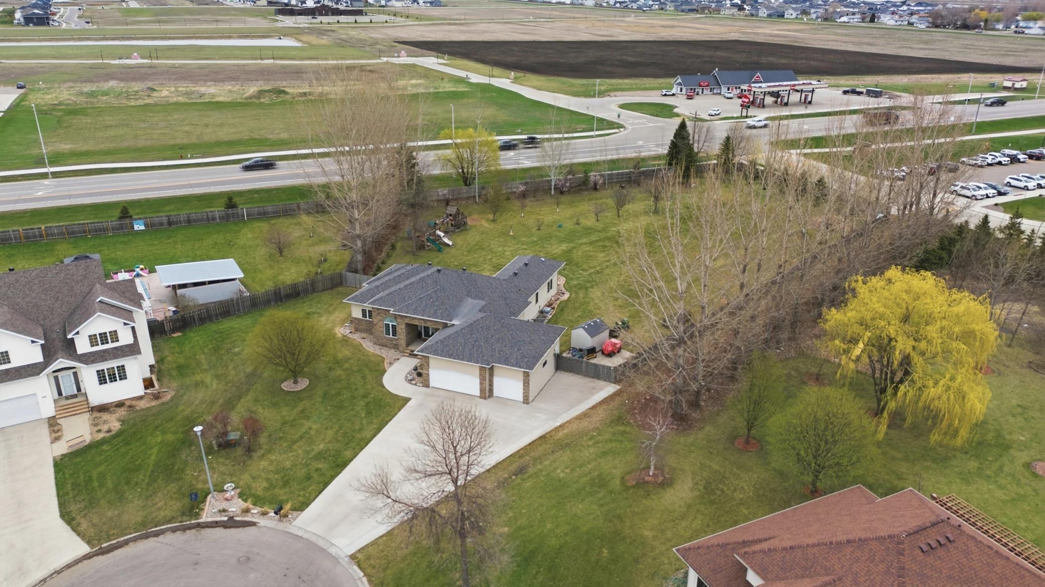 212 Chestnut Drive Horace ND 58047